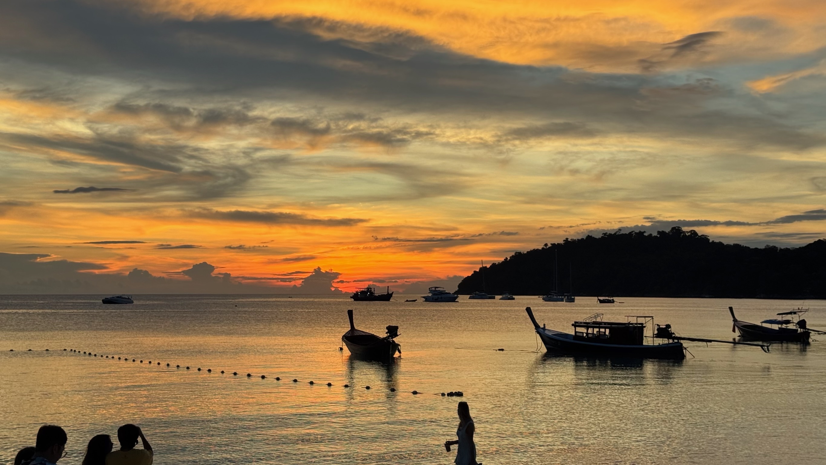 Koh Lipe Free and Easy Harmony Bed and Bakery 3D2N